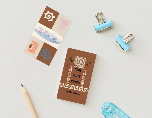 Carte Cadeau Mahoya – Offrez la vibe surf & voyage