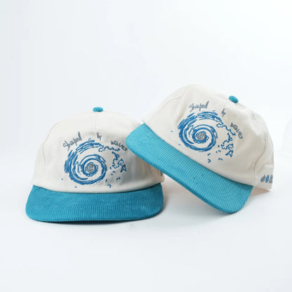 Shaped by Waves – Casquette Unisexe (Eau) 🌊